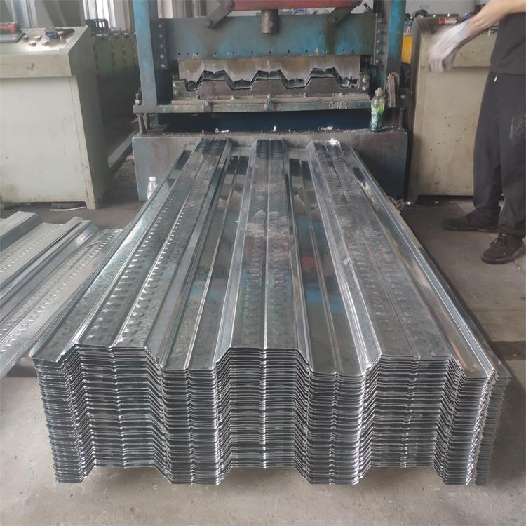 黑河YX28-150-900型镀铝锌压型板实体工厂