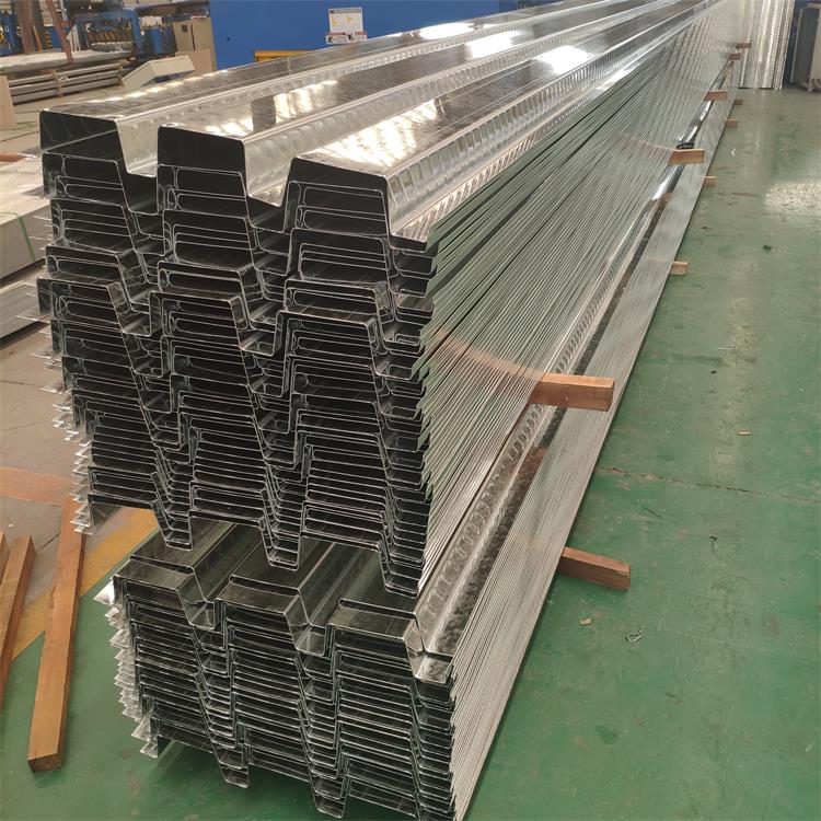 固原彩钢墙面板YX28-150-750型配送到厂