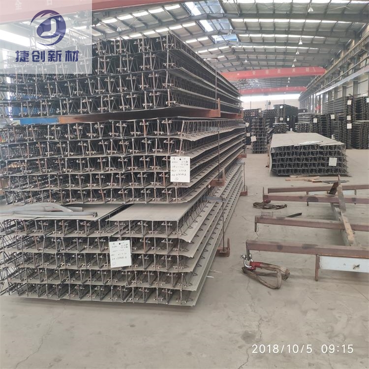 永新YX15-140-840型铝镁锰屋面板配送到厂