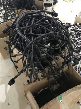 德宏回收旧电缆//德宏回收旧电缆多少钱一吨
