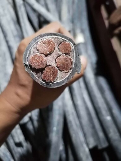 淄博回收廢電纜皮多少錢一噸回收二手純銅