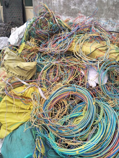 济南回收平方电缆格,二手电机回收