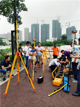 公路測量員培訓機構學習全站儀