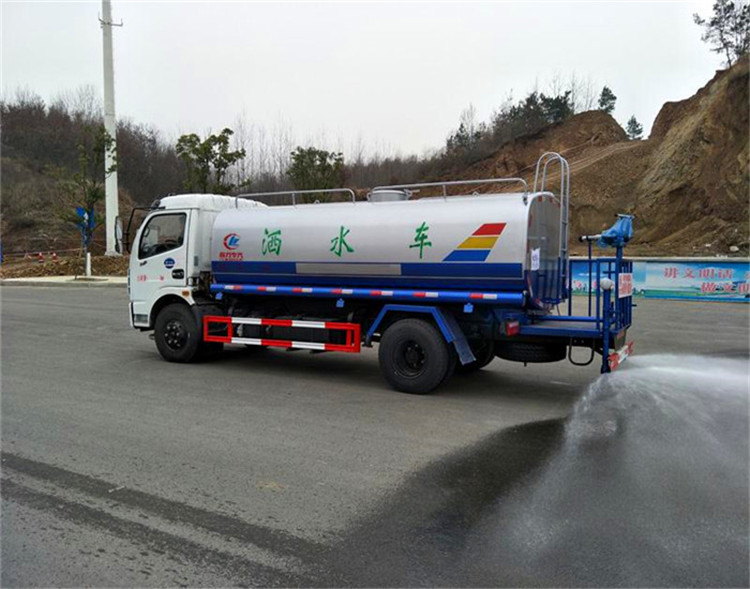 濰坊寒亭區(qū)灑水車發(fā)動(dòng)機(jī) 廠家熱線
