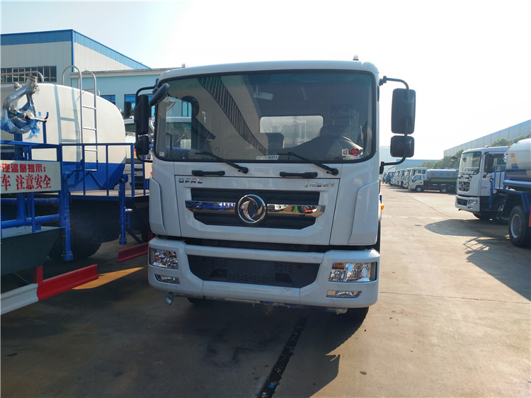 泰安東平多功能灑水車 