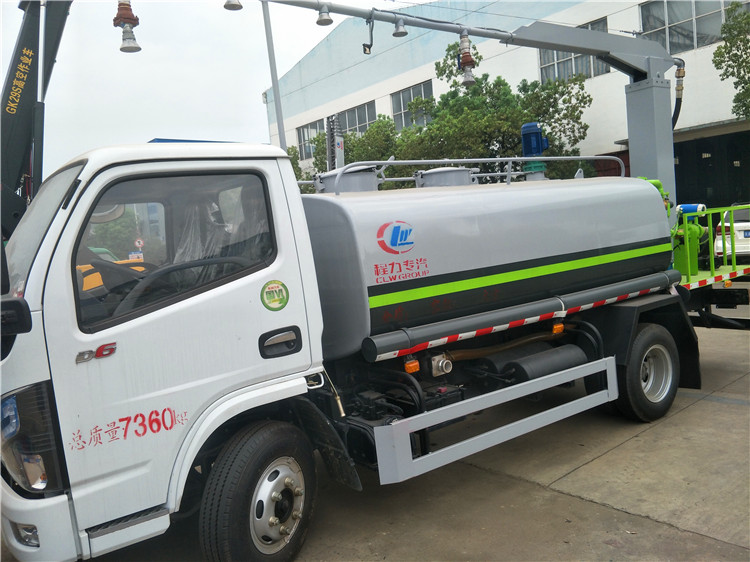 德州慶云勁卡灑水車 廠家批發(fā)