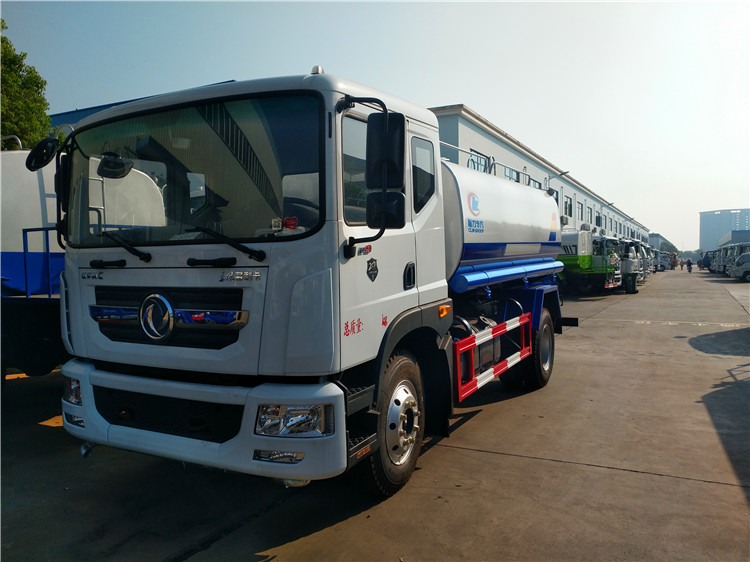 濟(jì)寧嘉祥10噸灑水車現(xiàn)車 