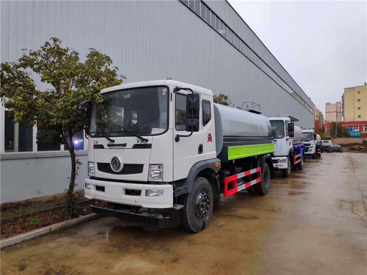 臨沂河?xùn)|區(qū)12方高壓沖洗車(chē)價(jià)格
