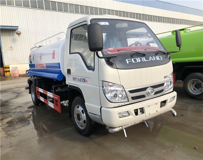 天津河西15噸霧炮灑水車現(xiàn)貨供應(yīng)