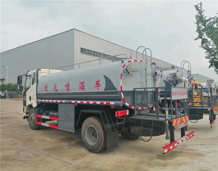 江西鷹潭8噸灑水車國六報價