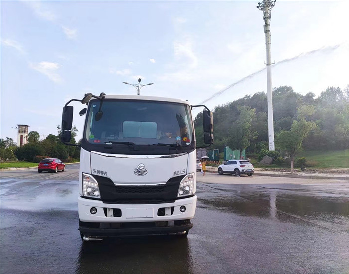 重慶巴南東風(fēng)12方灑水車報(bào)價(jià)