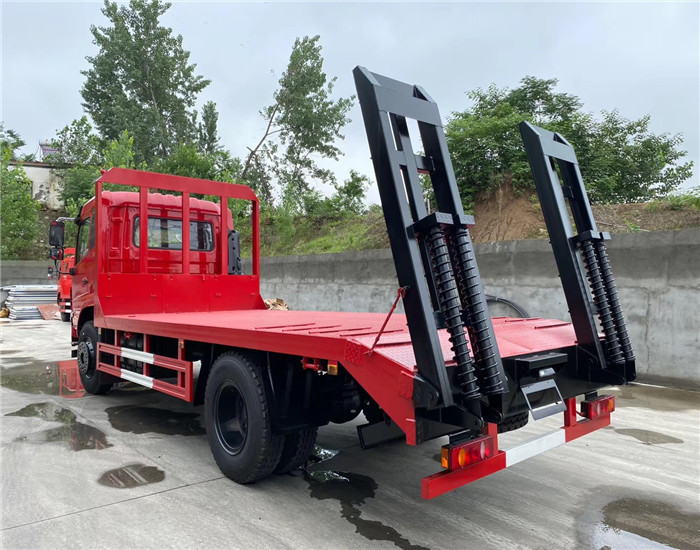 重慶高新區(qū)10噸灑水車廠家銷售