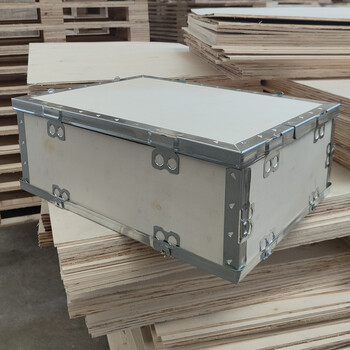 无锡钢带木箱包装厂，太行木业钢边箱拆装方便，节省空间