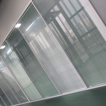 美隔玻璃隔断,深圳南山制造办公玻璃隔断