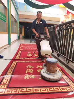 广州市黄埔洗地毯公司，美吉亚地毯清洗消毒除菌清洁收费