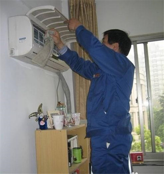 南京六合区清洗空调更快捷\专业家电深度清洗
