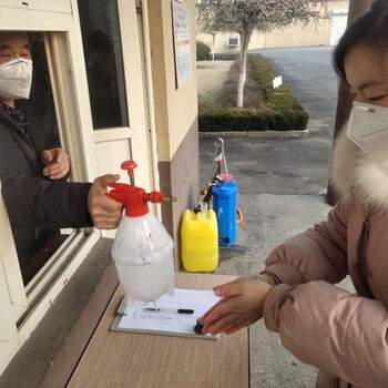 新型冠狀病毒的牽動(dòng)著每個(gè)人的心，美鄰小廚零人工減少交叉感染