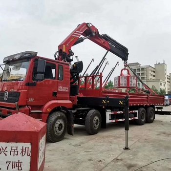 揭阳市随车吊起重设备厂家陕汽底盘配三一25吨折臂随车吊