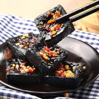 長(zhǎng)沙臭豆腐培訓(xùn)食為天小吃鹵味培訓(xùn)
