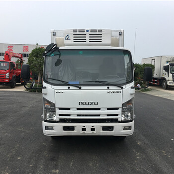 庆铃五十铃KV600冷藏车