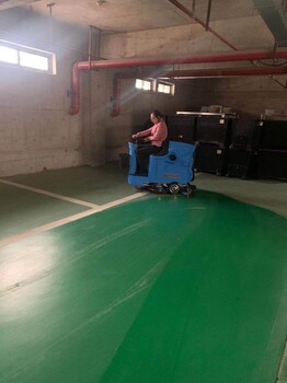 苏州太仓车库洗地机停车场驾驶式洗地机电动全自动拖地机