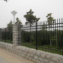 泳池围栏、锌钢护栏、铁艺栏杆、广东护栏厂家