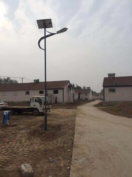 太阳能路灯新农村道路灯户外高杆灯5米6米LED路灯庭院路灯厂家