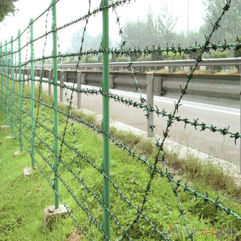 高速公路镀锌包塑刺铁丝隔离栅