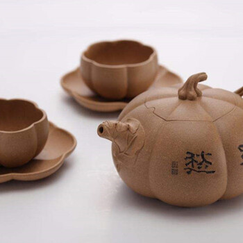 紫砂南瓜壺現(xiàn)金交易去哪放心