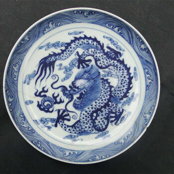 明代青花盤在哪家公司現(xiàn)金交易快