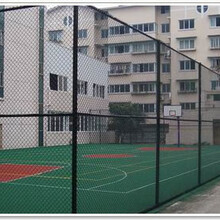 包塑勾花网规格，网球场围网颜色，涂塑勾花网简述，勾花网护栏厂家