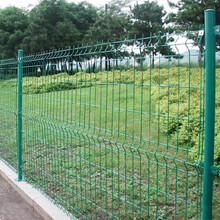 广东双边丝护栏厂家、铁路高速公路封闭网、旅游场地围栏、小区公园护栏、山地坡地护栏