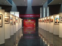 天津八棱柱挂画展板租赁图片1