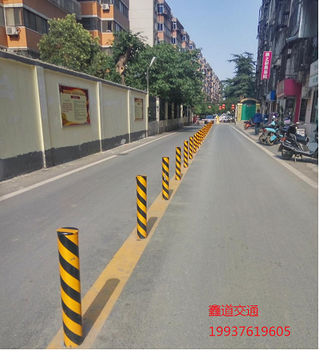 信阳反光警示路桩，信阳道路隔离桩，防撞路桩厂家批发