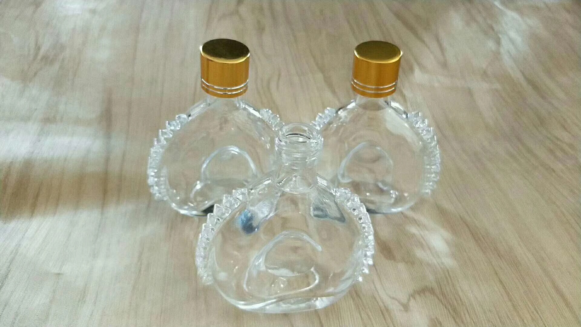 達(dá)州玻璃