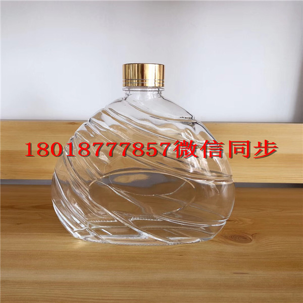 廣漢玻璃酒瓶生產(chǎn)廠家_廣漢酒瓶生產(chǎn)廠家