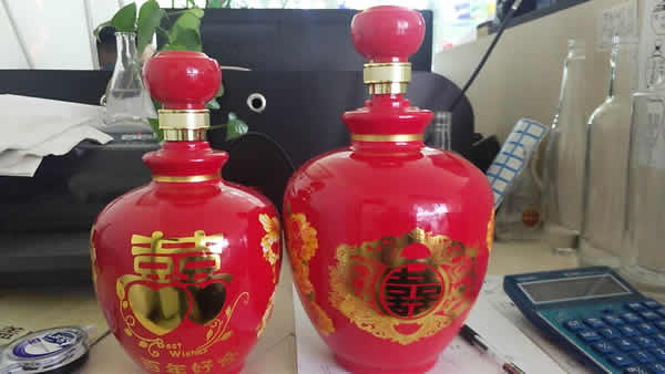 广东玻璃酒瓶生产厂家