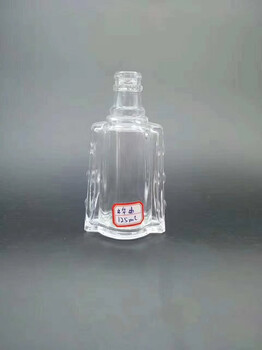 周口老酒瓶_怀化溆浦水晶玻璃酒瓶生产厂家