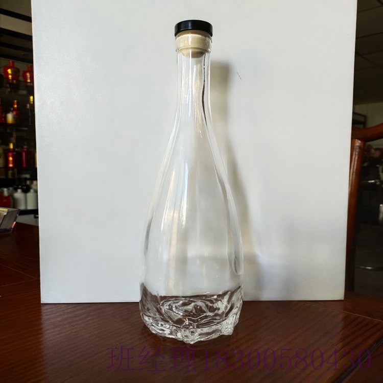上海静安瑞升玻璃酒瓶厂家 白酒瓶品种繁多 样式精美