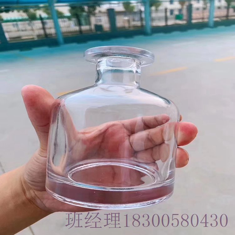 广东广州瑞升玻璃酒瓶厂家500ml婚宴酒瓶款式新颖