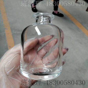 河南南阳瑞升玻璃酒瓶厂家醒酒器批发代理