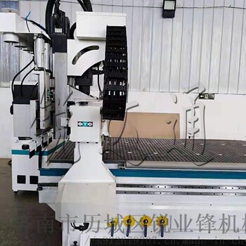 CNC数控木工模具五轴联动加工中心雕刻机机床中国五轴数控雕刻机