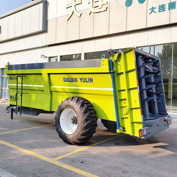 大连雨林撒粪机有机肥农家肥湿粪鲜粪抛撒车