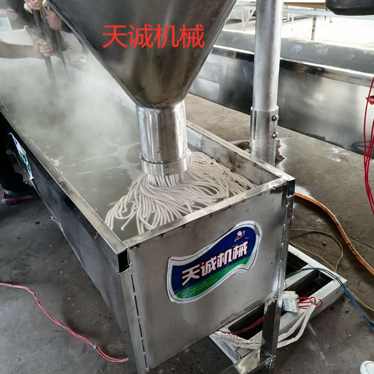 简单实用土豆粉机组火锅肥羊粉机送技术