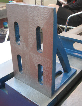 河北精达机床生产铸铁弯板厂家可根据客户需求定做