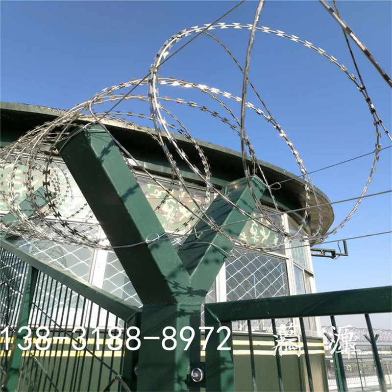 上海梅花刺隔离网-防攀爬围栏网