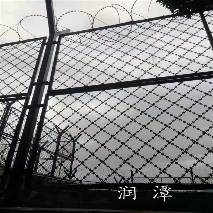 湖北潜江刀刺隔离网 防护栅栏