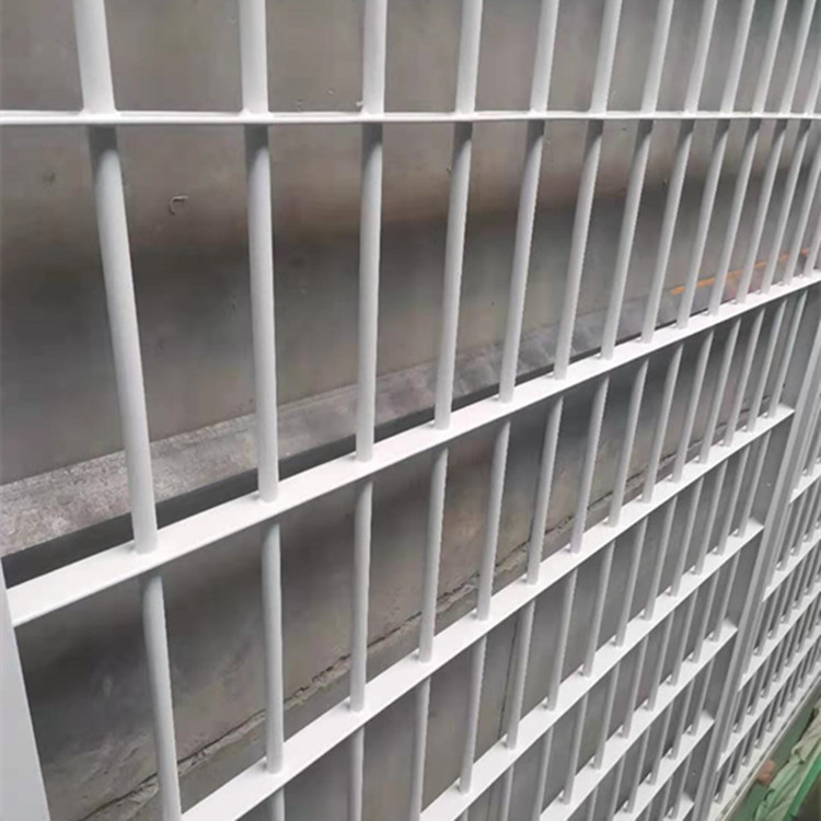 青海-金属防护栅栏-金属隔离栅栏