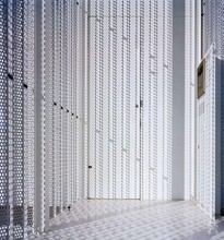 幕墻室內外裝飾氟碳漆沖圓孔表面造型幕墻鋁單板圖片