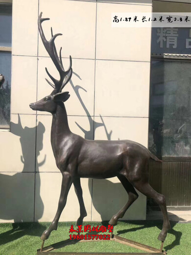 定制鹿雕塑动物鹿雕塑厂家品种繁多